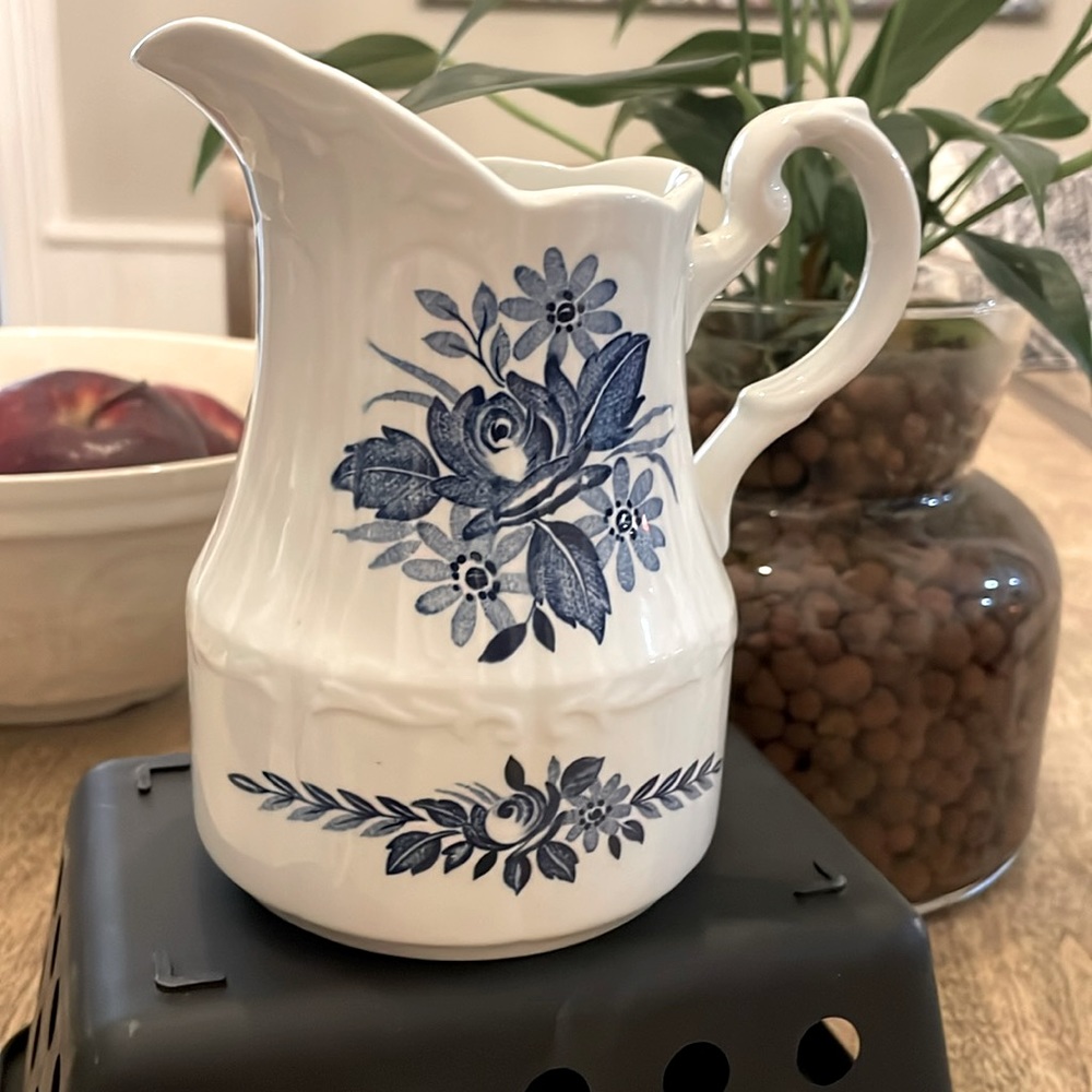 Vintage Dresden Blue English Ironstone Creamer J&G Meakin Ltd England